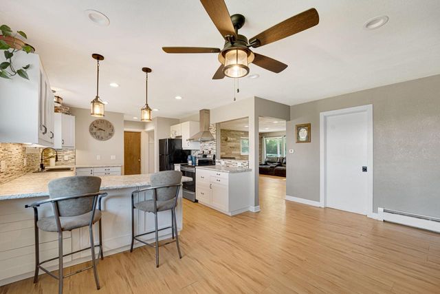 4211 County Road Kw, Port Washington, WI 53074