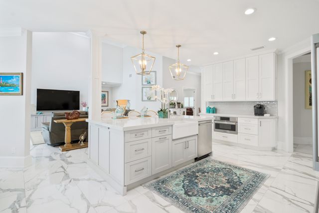 6385 SE BALTUSROL Terrace, Stuart, FL 34997
