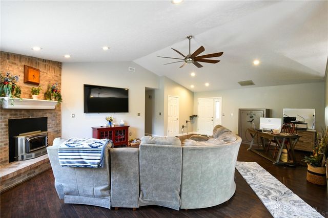 3386 Fairwood Drive, Beavercreek, OH 45432