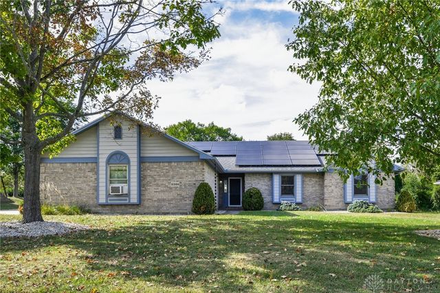 3386 Fairwood Drive, Beavercreek, OH 45432
