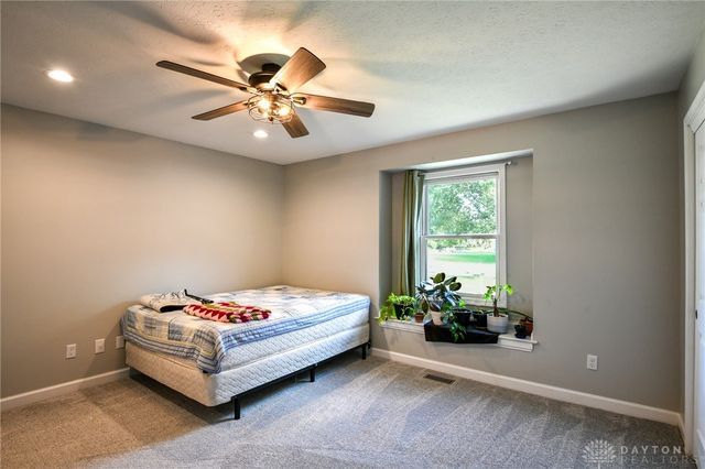 3386 Fairwood Drive, Beavercreek, OH 45432
