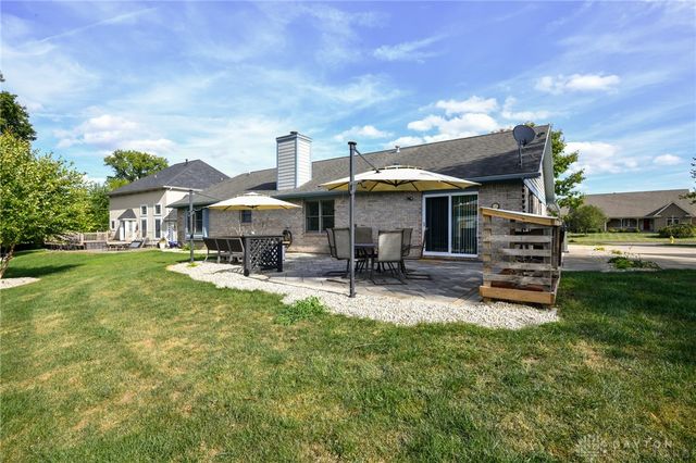 3386 Fairwood Drive, Beavercreek, OH 45432