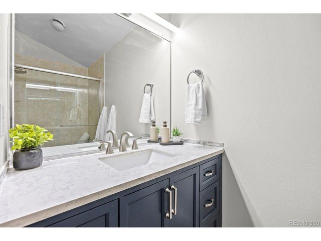 5948 S Van Gordon St, Littleton, CO 80127