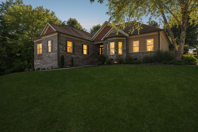 3579 Hawks Creek Drive, Apison, TN 37302