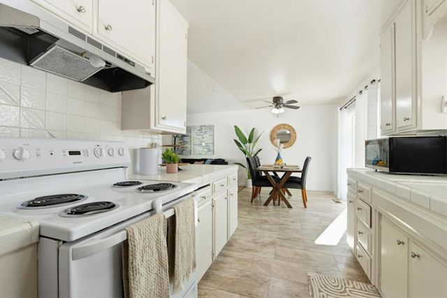 816 Bowen Avenue, Modesto, CA 95350