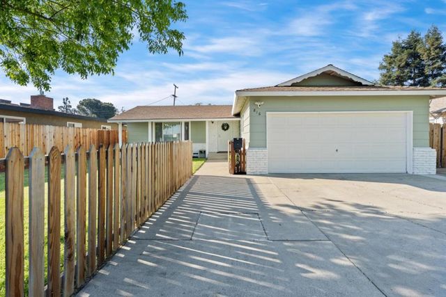 816 Bowen Avenue, Modesto, CA 95350