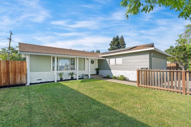 816 Bowen Avenue, Modesto, CA 95350