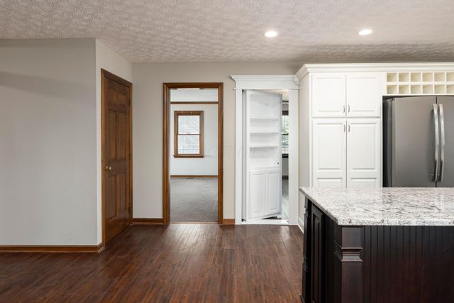 11388 Huntington Way NW, Pickerington, OH 43147