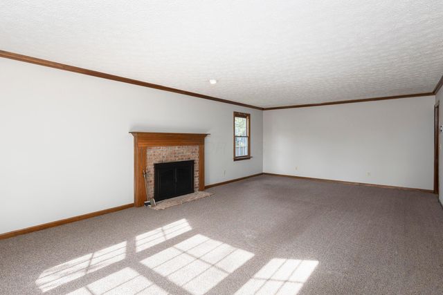 11388 Huntington Way NW, Pickerington, OH 43147