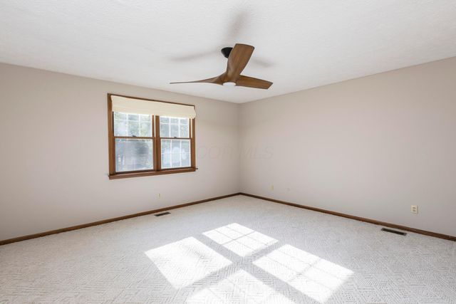 11388 Huntington Way NW, Pickerington, OH 43147