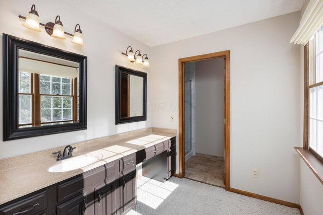 11388 Huntington Way NW, Pickerington, OH 43147