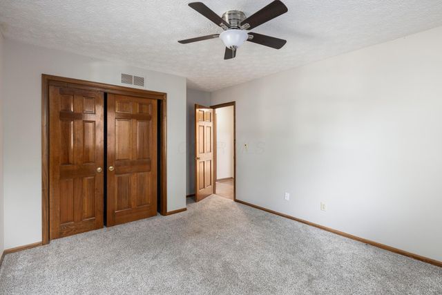 11388 Huntington Way NW, Pickerington, OH 43147