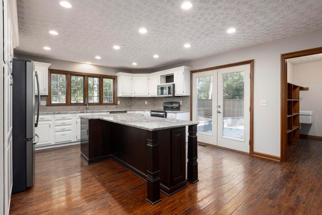 11388 Huntington Way NW, Pickerington, OH 43147