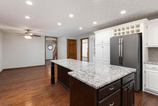 11388 Huntington Way NW, Pickerington, OH 43147