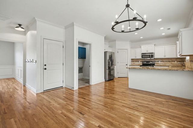 2530 Tellyman Ave, Murfreesboro, TN 37130