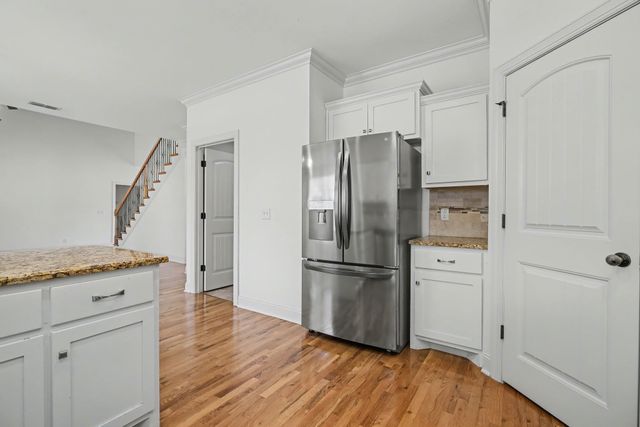 2530 Tellyman Ave, Murfreesboro, TN 37130