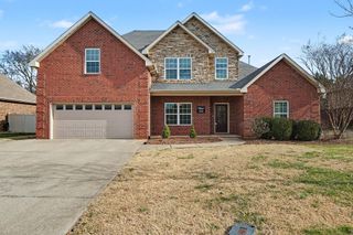 2530 Tellyman Ave, Murfreesboro, TN 37130