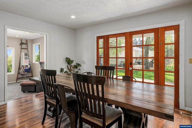 390 Kevin Ct S, Salem, OR 97306