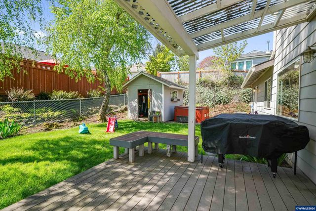 390 Kevin Ct S, Salem, OR 97306