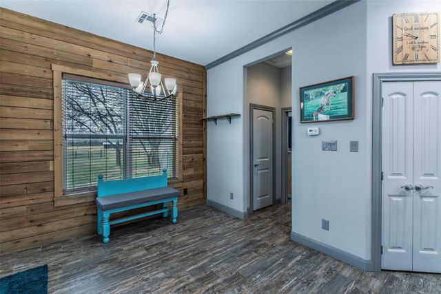 308 Wildflower, Mcgregor, TX 76657