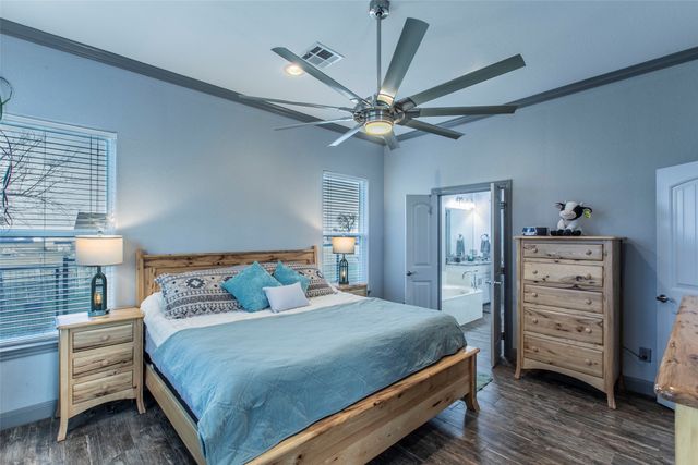 308 Wildflower, Mcgregor, TX 76657