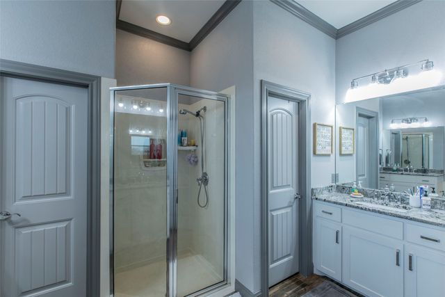 308 Wildflower, Mcgregor, TX 76657