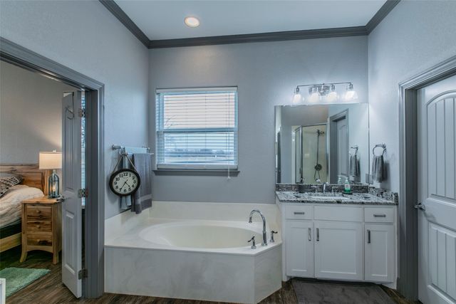 308 Wildflower, Mcgregor, TX 76657