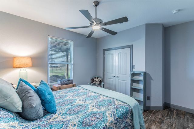 308 Wildflower, Mcgregor, TX 76657