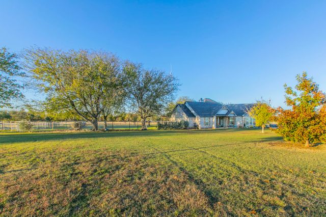 308 Wildflower, Mcgregor, TX 76657
