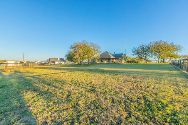 308 Wildflower, Mcgregor, TX 76657