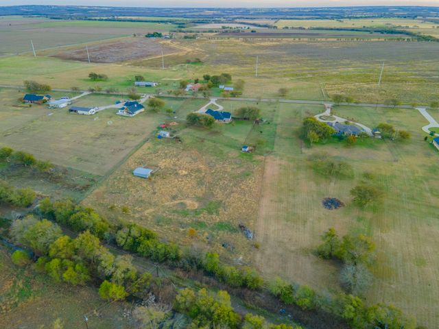 308 Wildflower, Mcgregor, TX 76657