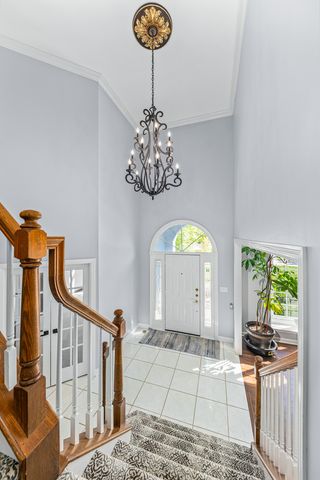 940 Burnham Court, Aurora, IL 60502