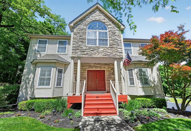 44 Duncan Avenue, Cornwall On Hudson, NY 12520