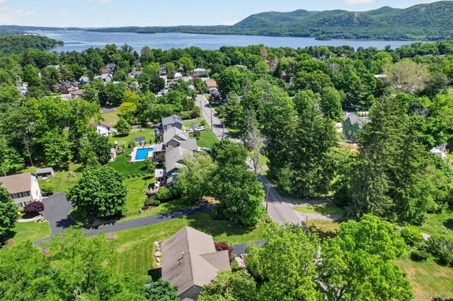 44 Duncan Avenue, Cornwall On Hudson, NY 12520