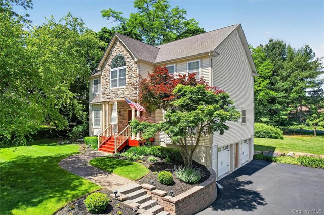 44 Duncan Avenue, Cornwall On Hudson, NY 12520