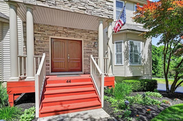 44 Duncan Avenue, Cornwall On Hudson, NY 12520