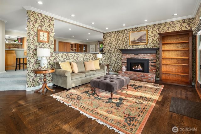 13021 13th Avenue NW, Seattle, WA 98177