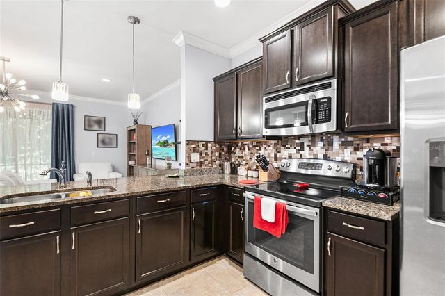 13922 SNAPPER FIN LANE, Tampa, FL 33637
