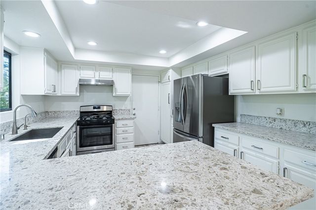 9138 Tujunga Canyon 6, Tujunga, CA 91042
