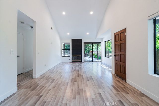 9138 Tujunga Canyon 6, Tujunga, CA 91042