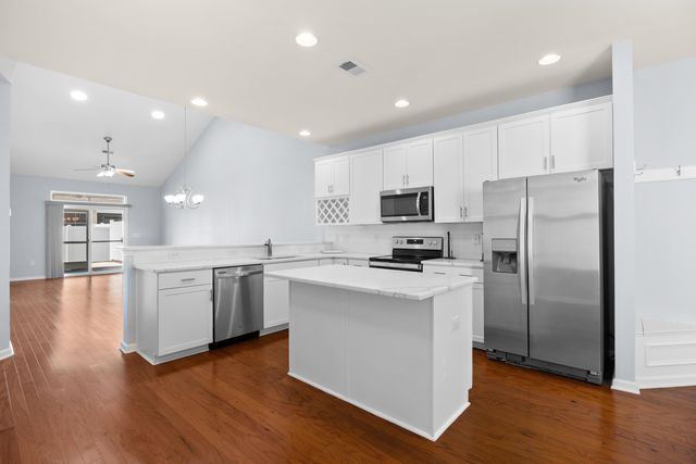 736 Salerno Cir Apt D, Myrtle Beach, SC 29579