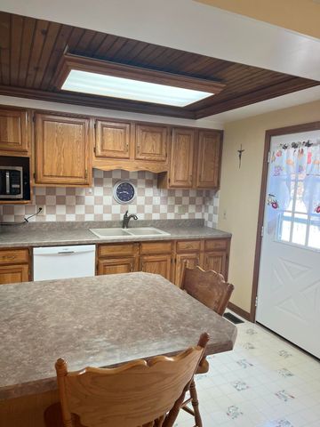 6315 W 147th Avenue, Crown Point, IN 46307