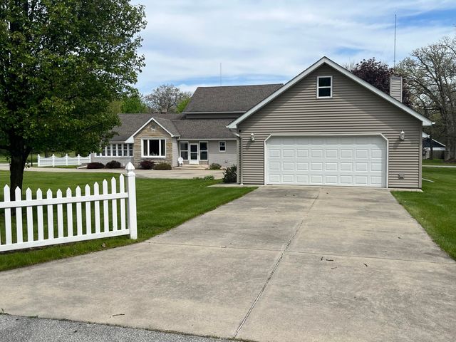 6315 W 147th Avenue, Crown Point, IN 46307