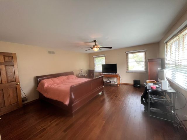6315 W 147th Avenue, Crown Point, IN 46307