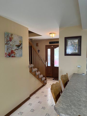 6315 W 147th Avenue, Crown Point, IN 46307