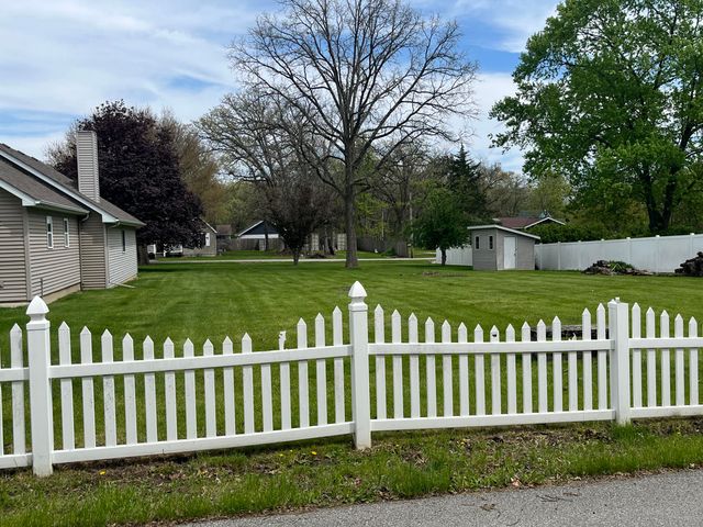 6315 W 147th Avenue, Crown Point, IN 46307