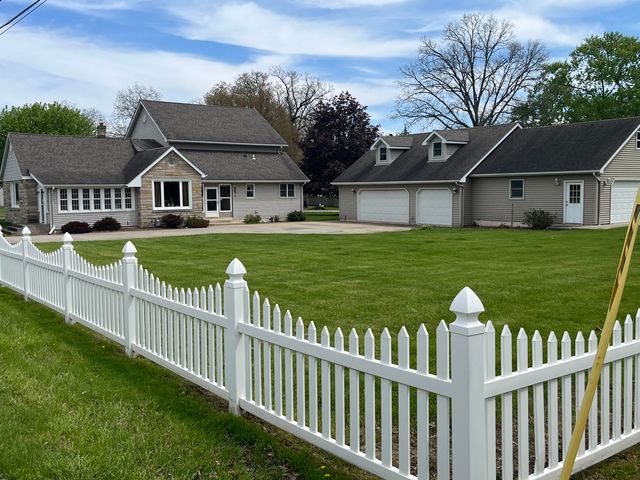 6315 W 147th Avenue, Crown Point, IN 46307