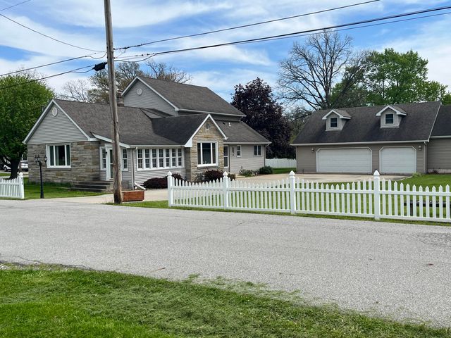 6315 W 147th Avenue, Crown Point, IN 46307