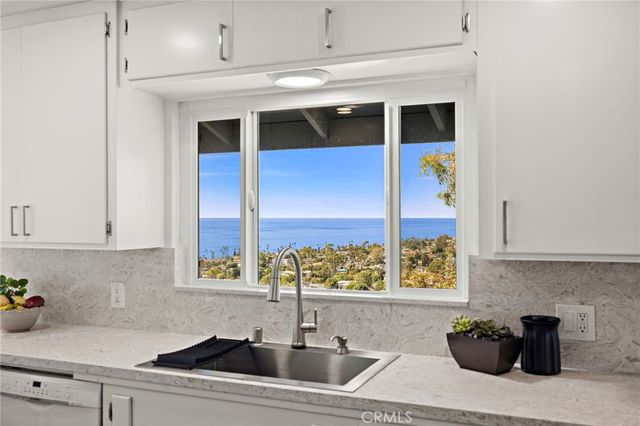 696 Mystic View, Laguna Beach, CA 92651