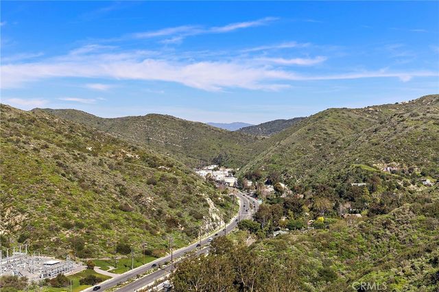 696 Mystic View, Laguna Beach, CA 92651